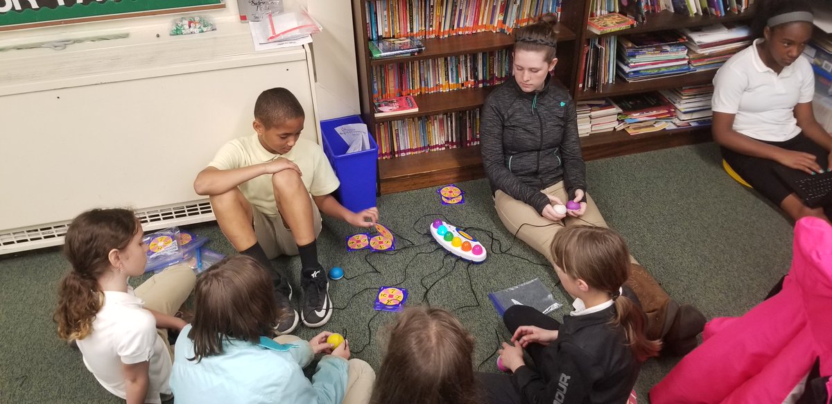 bluedevilabbott's tweet photo. Fifth grade students at VES are preparing for the upcoming Dorchester County 24 Tournament! @techyteachhaugh @24Game @ed_insights @DCPSChampions @SPriceVES #VESTERPS #grade5 #24tournament #feartheterrapin https://t.co/kM8Rsivrrg