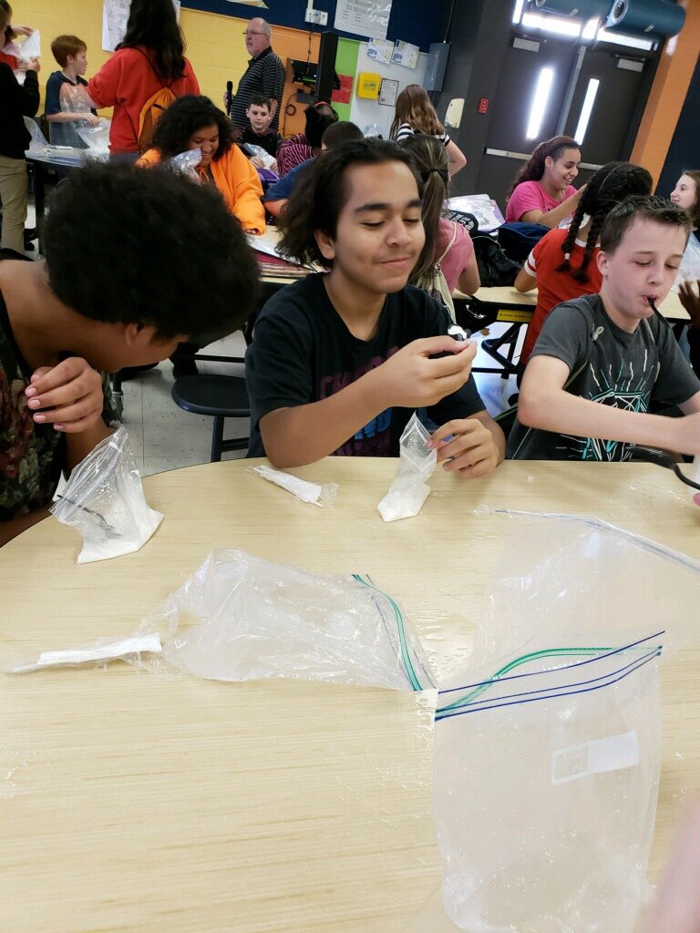 mathguru7181's tweet photo. βIce cream anyone?β 21st CCLC Ss discuss the science behind making homemade ice cream. βWhy do we need salt?β βHow will using different materials change the time it takes for the ice cream to form?β Discovery lessons!@LakeWeirMiddle @CRenfroe4EDU @KatRamirezLWM @wkmcateer4 https://t.co/d0CUoJ2CQf