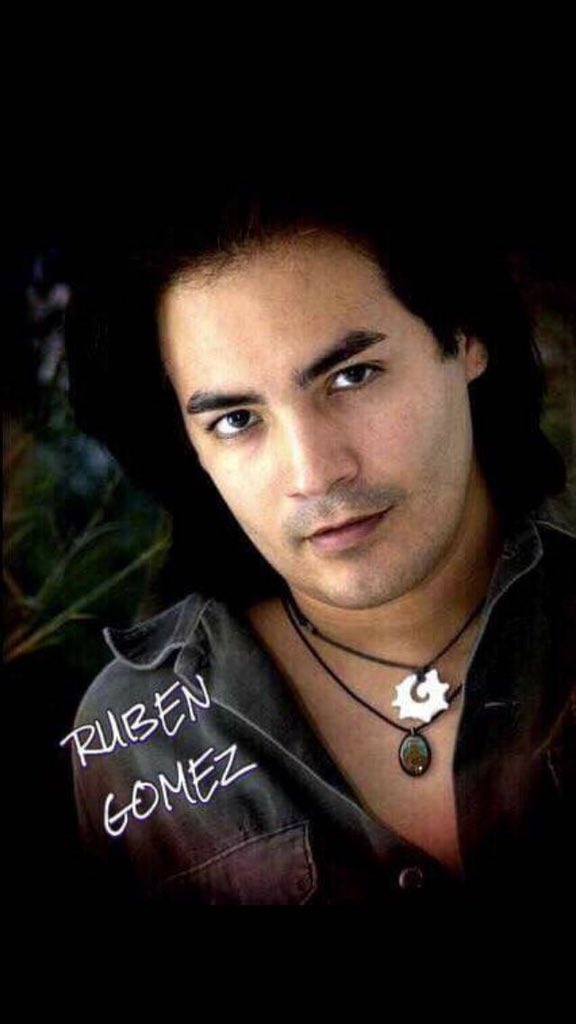 KingsHaremBand's tweet photo. Hey Fans! Tomorrow is Rubens Birthday... 🤘🤘Please visit our https://t.co/d4ZQxi5IaG page and leave some comments. We want to thank everyone for all your support in Ruben and The Band. We look forward in performing for you this year! https://t.co/aAahvA2wW2 @RubenGomezKane #Rock https://t.co/Bc5qy0hodV