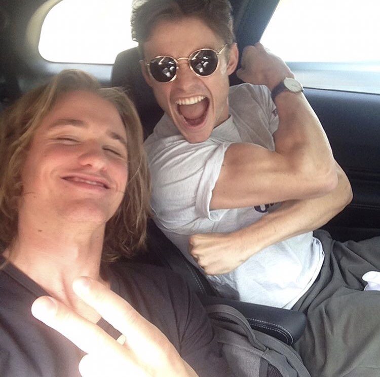 Elena_Dil's tweet photo. I leave my phone in the car for TWO MINUTES and there is a zillion selfies on it from these two dorks 🙄🙄🙄 @Harry_Hook_ @Gil_Gaston_ https://t.co/yKaTbRxQPP