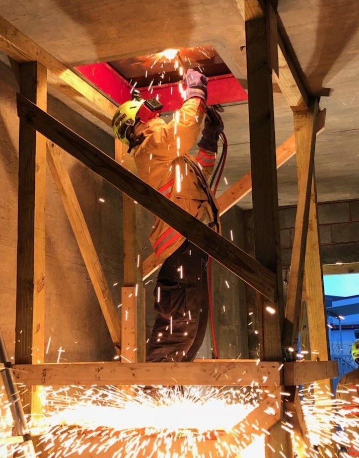 VATF1's tweet photo. The exercise is structured to utilize and practice all our skills and techniques, including this victim rescue involving a petrogen torch. #ofdaQuakeExercise https://t.co/YbnFv2wKIN