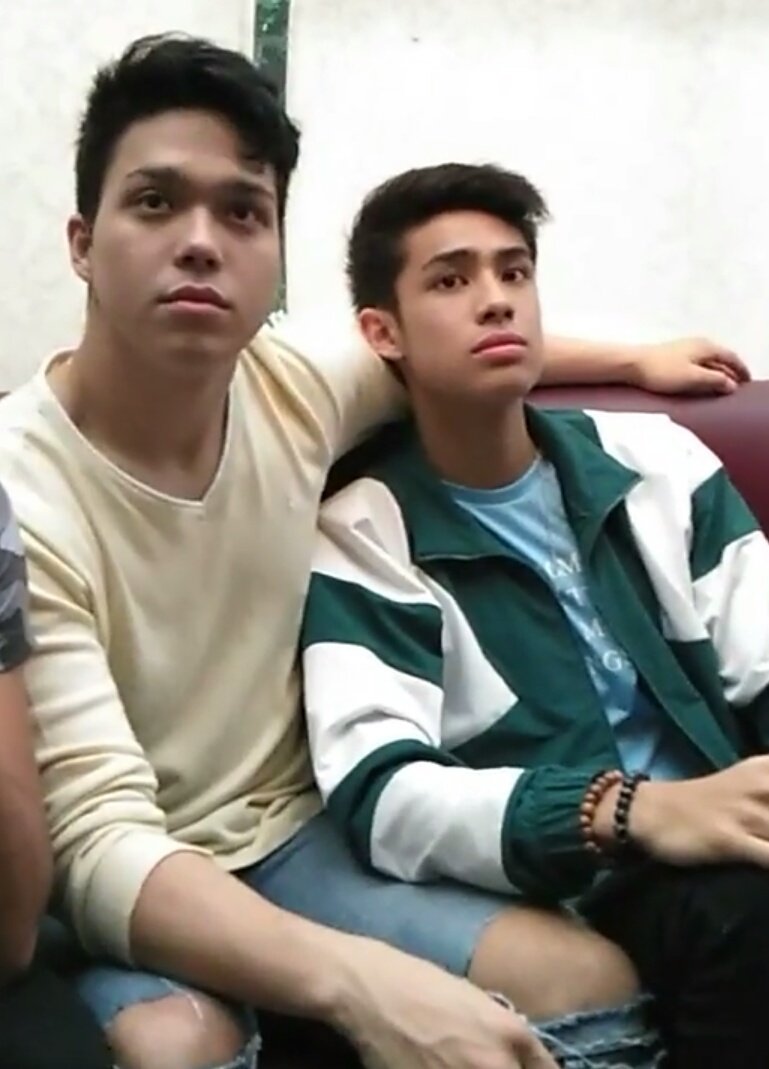 username01122's tweet photo. Panis daw yung #ElNella at #DonKiss dito hahahaha
#WalwalSetVisit https://t.co/bHNucPqelG