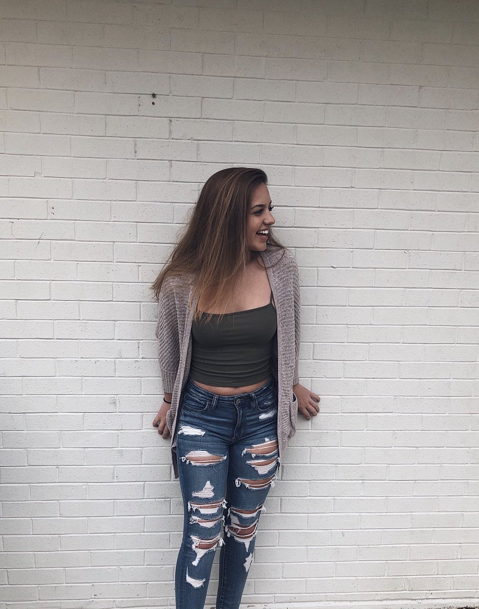 iamreaganlopez's tweet photo. 🍭🍭🍭 https://t.co/Id6ZpQtvEC