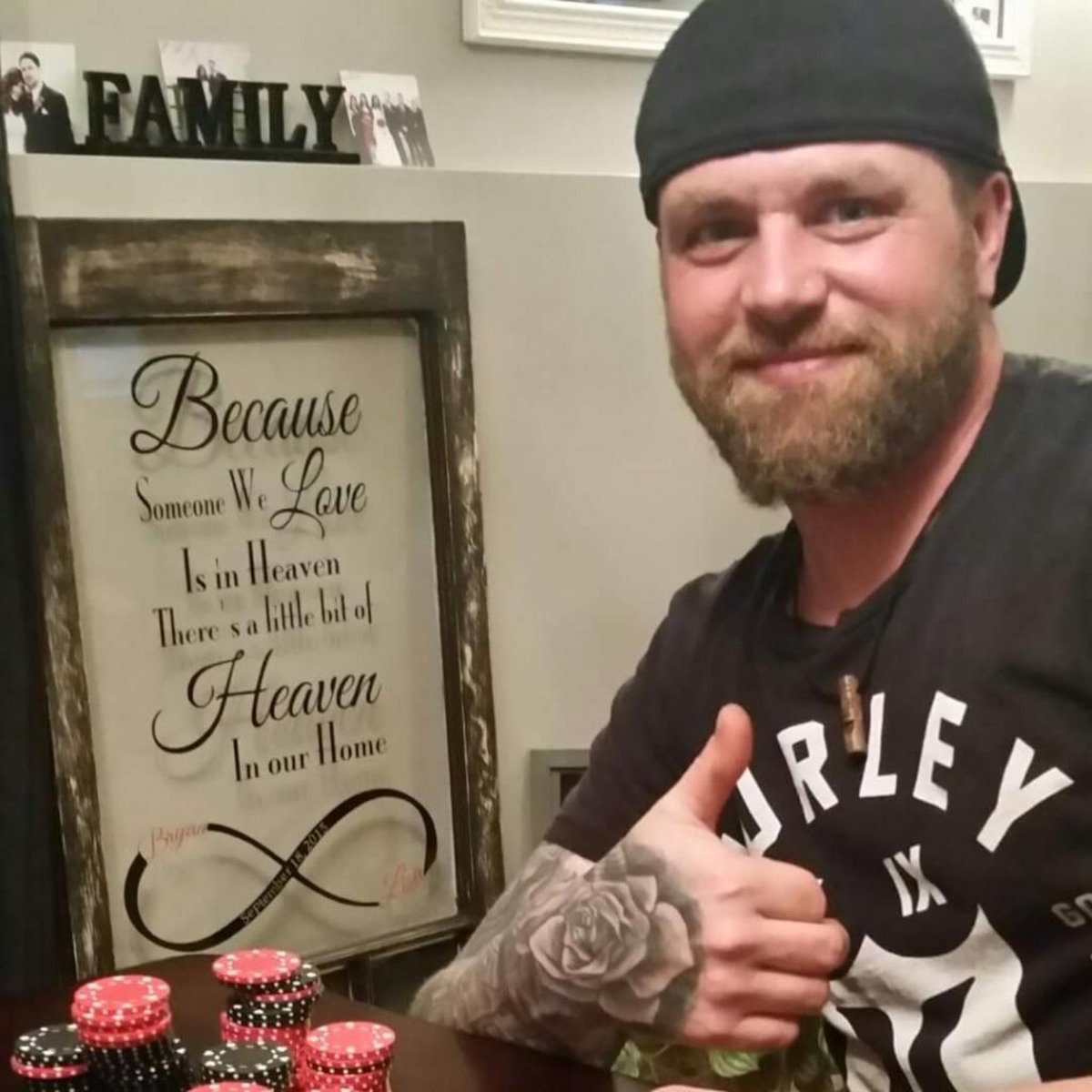 BarrieStepsWalk's tweet photo. This is why we #walkforsafety...
"We do not want any other family to know the pain we face everyday without Johnathan here. It is unbearable." ~ Laura Button
Join us on May 5th as we walk for Johnathan and many others. #BarrieStepsForLife #threadsoflife #payitforward https://t.co/Z0zSkIUbyu