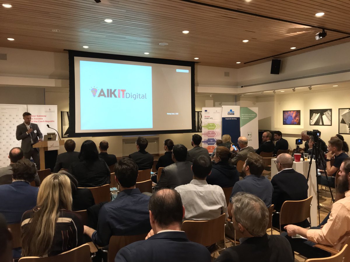 JanChmelikCZ's tweet image. Bitter sweet night at #BNH as #CzechAcceleratorNYC is saying farewell to @eventeeco &amp;amp; @legitoCOM Good luck guys! Welcome #aiKIT! @CzechInvest_CZ @CzechConsNY @StartupsCZ