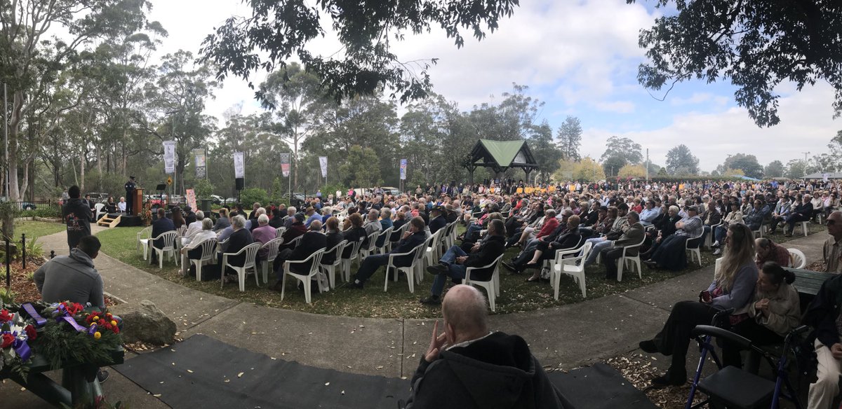 michchap's tweet photo. Packed house at #Kenthurst Park to commemorate #AnzacDay. The Last Post gets me every time #LestWeForget https://t.co/kiXpFSE7Kr