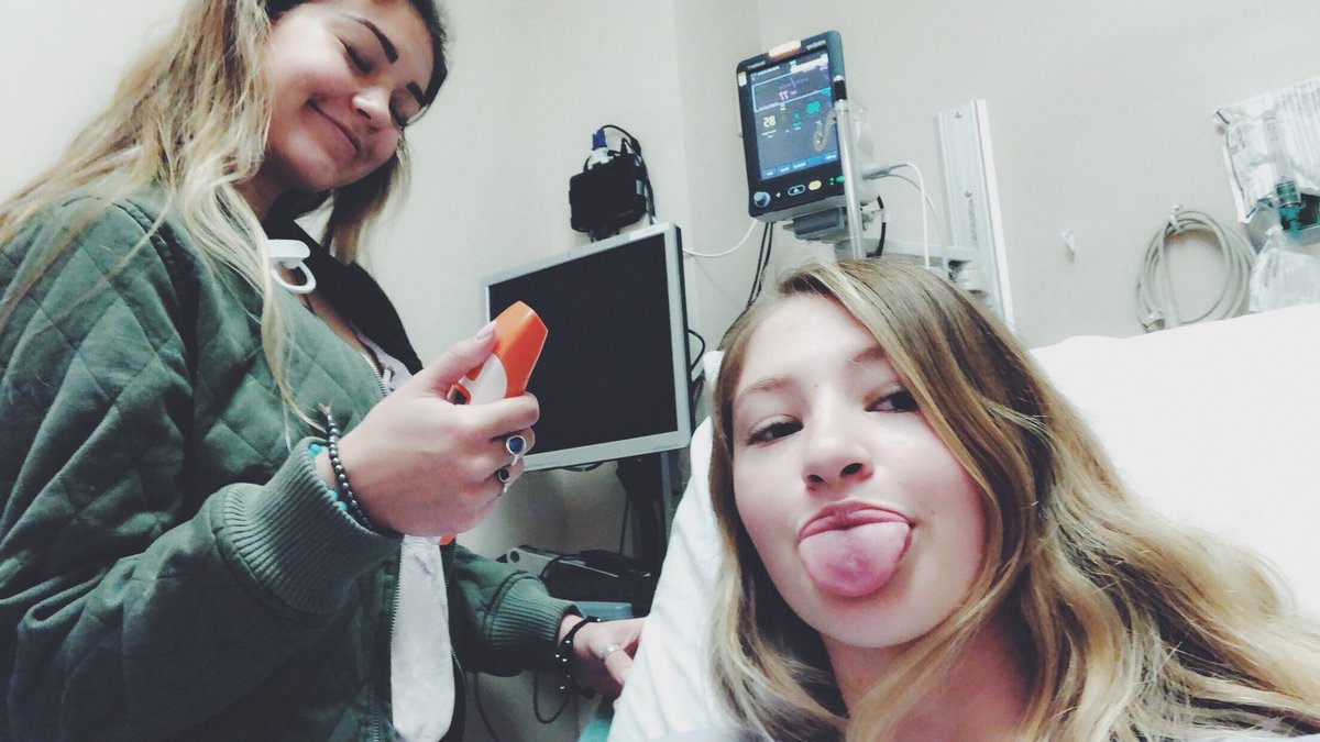 ambree_bennett's tweet photo. surgery 1 vs surgery 2... loooove my sister &amp; all she does for me <3 https://t.co/OrkyHPZnbi