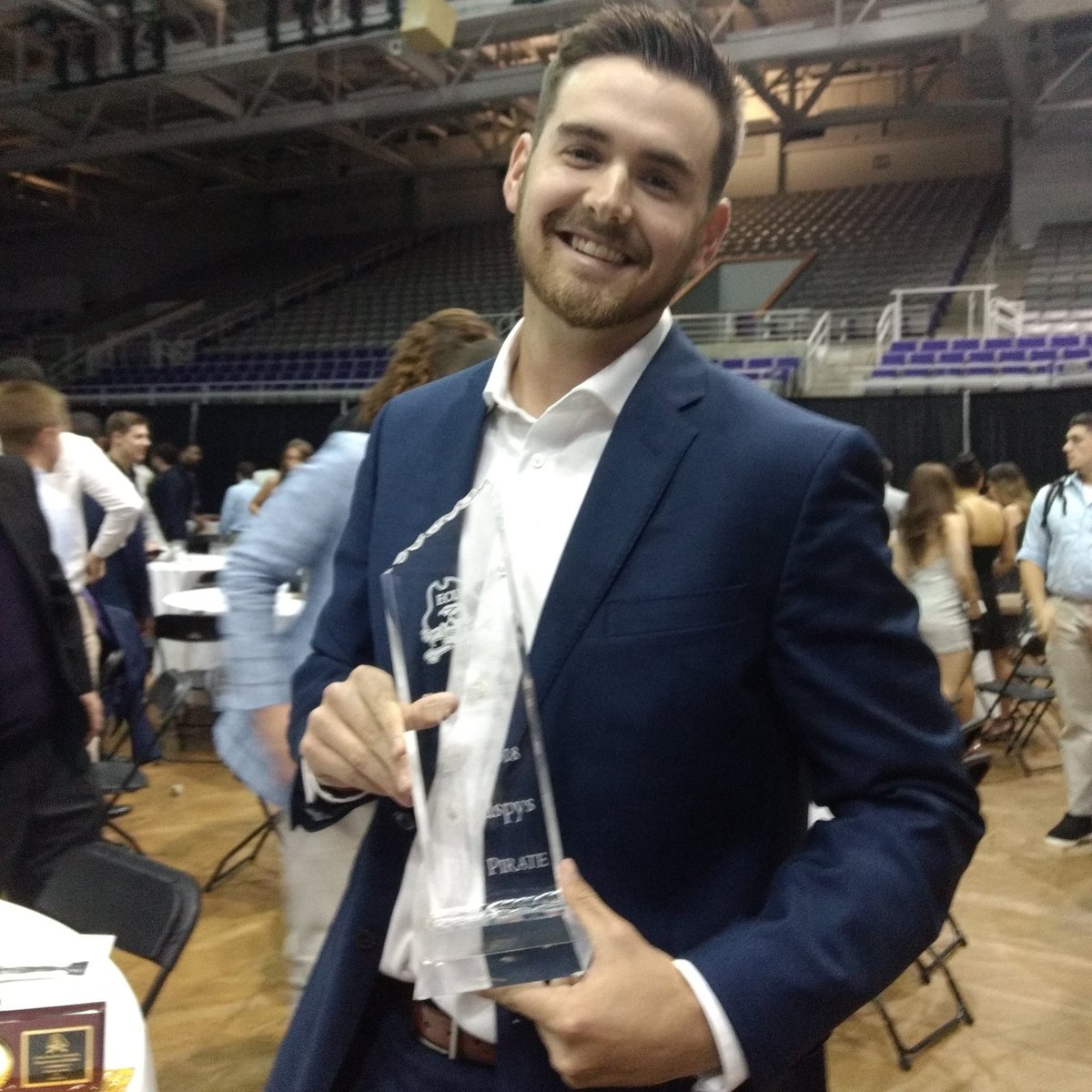 Say hey to the 2018 Mr. Pirate! #Goldspys2018