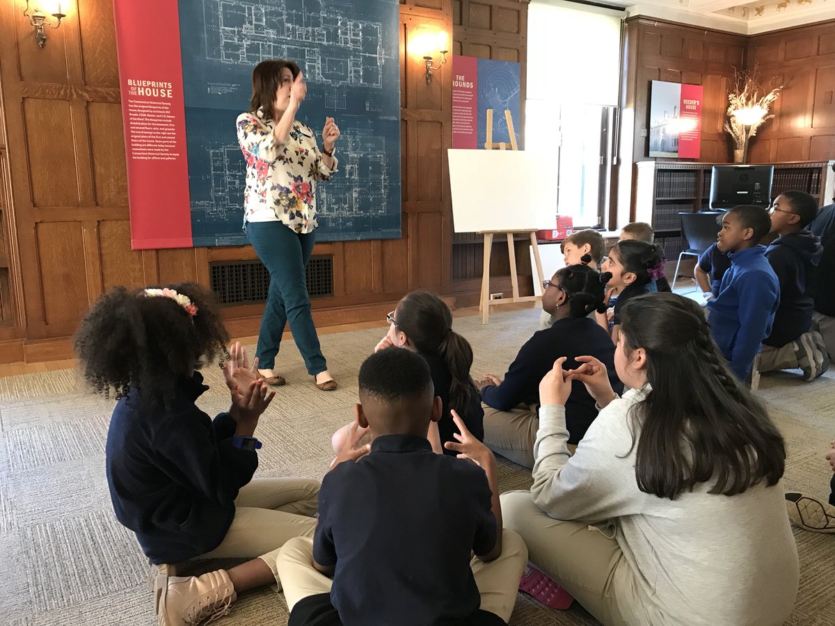 BrenchakMacd's tweet photo. Field trips make learning fun! @MacdSchool #maclearns https://t.co/WdGV7vfXll