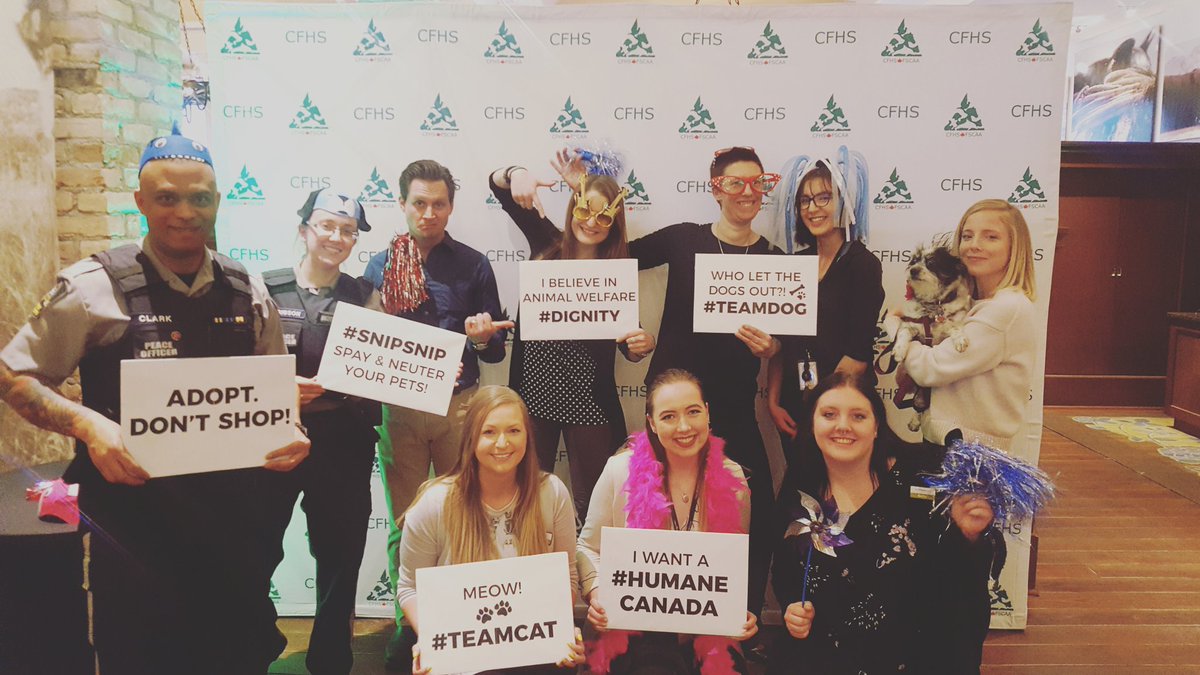 CalgaryHumane's tweet photo. What a great conference with such amazing people. It was inspiring being around so many passionate individulas dedicated towards creating a more #HumaneCanada together! #yychumane #NAWC201 @CFHS https://t.co/KxOGHK3V0q