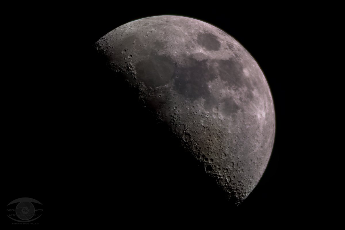 30 panel pano of the #moon. 

Full size image here (highly recommended to zoom in) bit.ly/2vR2p9F