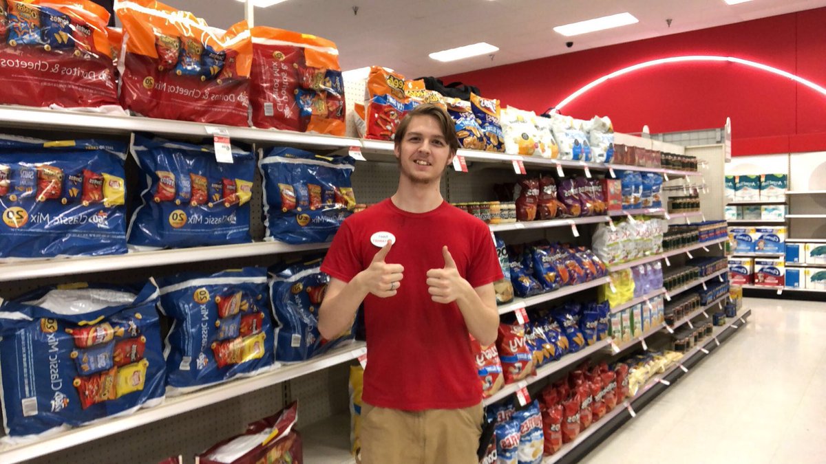 Filling, zoning, and selling.. That’s whats he’s about. Mad props to Robert for instocks. @RobArcherSr <a href="/bemyguest881/">881 HR ETL</a> <a href="/audreyglore1/">Audrey</a> @TroyStyleLead <a href="/hodgesashleyn/">Ashley Hodges</a>