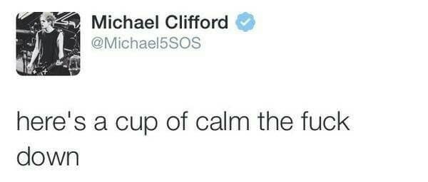 otratoure's tweet photo. @5SOS  https://t.co/jrqwfhDCz8