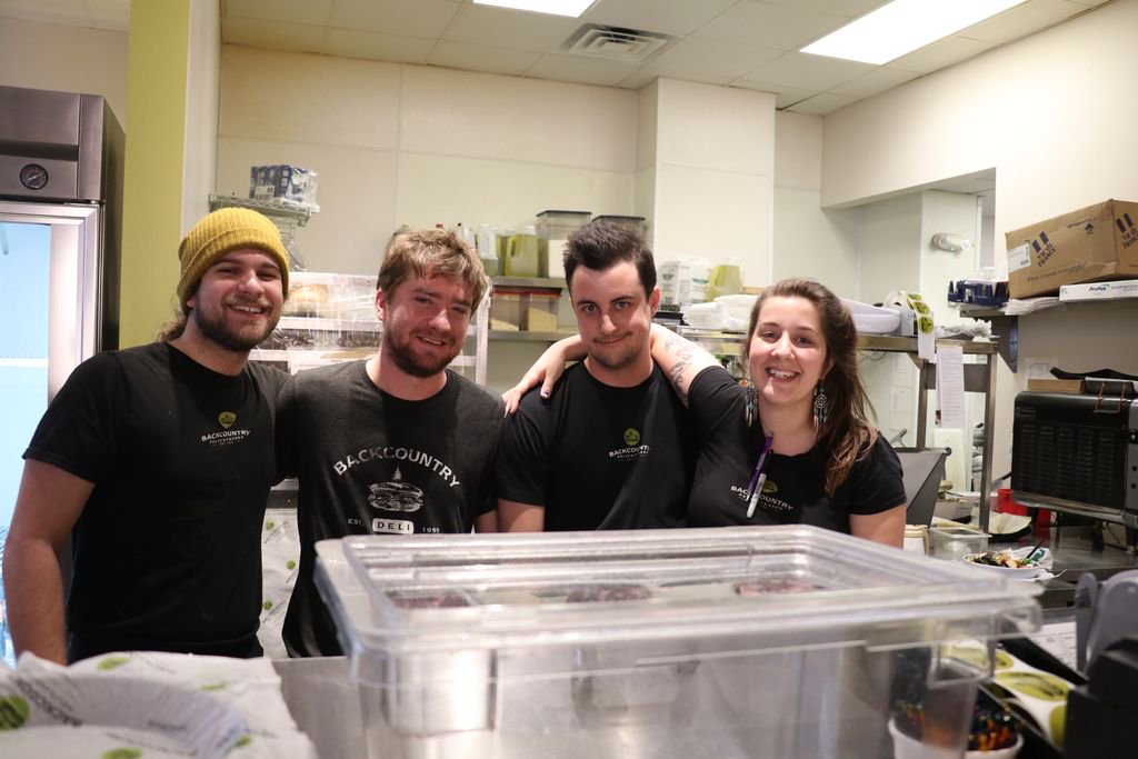 BCDBelleview's tweet photo. We want people like YOU to join the BCD Crew 👍👏 #BackcountryDeli #WereHIRING

Learn what we’re about at: https://t.co/CDkEwcLnKI https://t.co/nCijEWbg7v