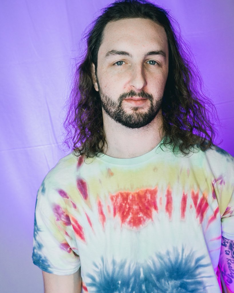 trilldyll's tweet photo. new remix on the way 💜
original music in the works 🎹 https://t.co/X4fYx79Iq6