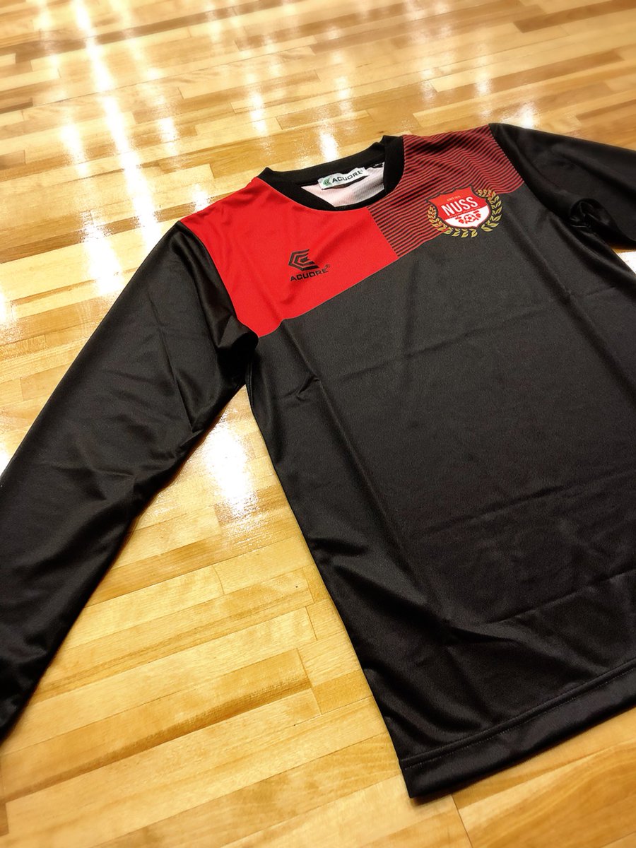 Uzivatel 日本大学スポーツ科学部体育会サッカー部 Na Twitteru 昨日 Nuss お揃いの練習着が届きました メーカーはアクオレ Acuore Official さんです 昇華のため全て自分たちでデザインさせて頂きました 多くのわがままを聞いていただき ありがとうご