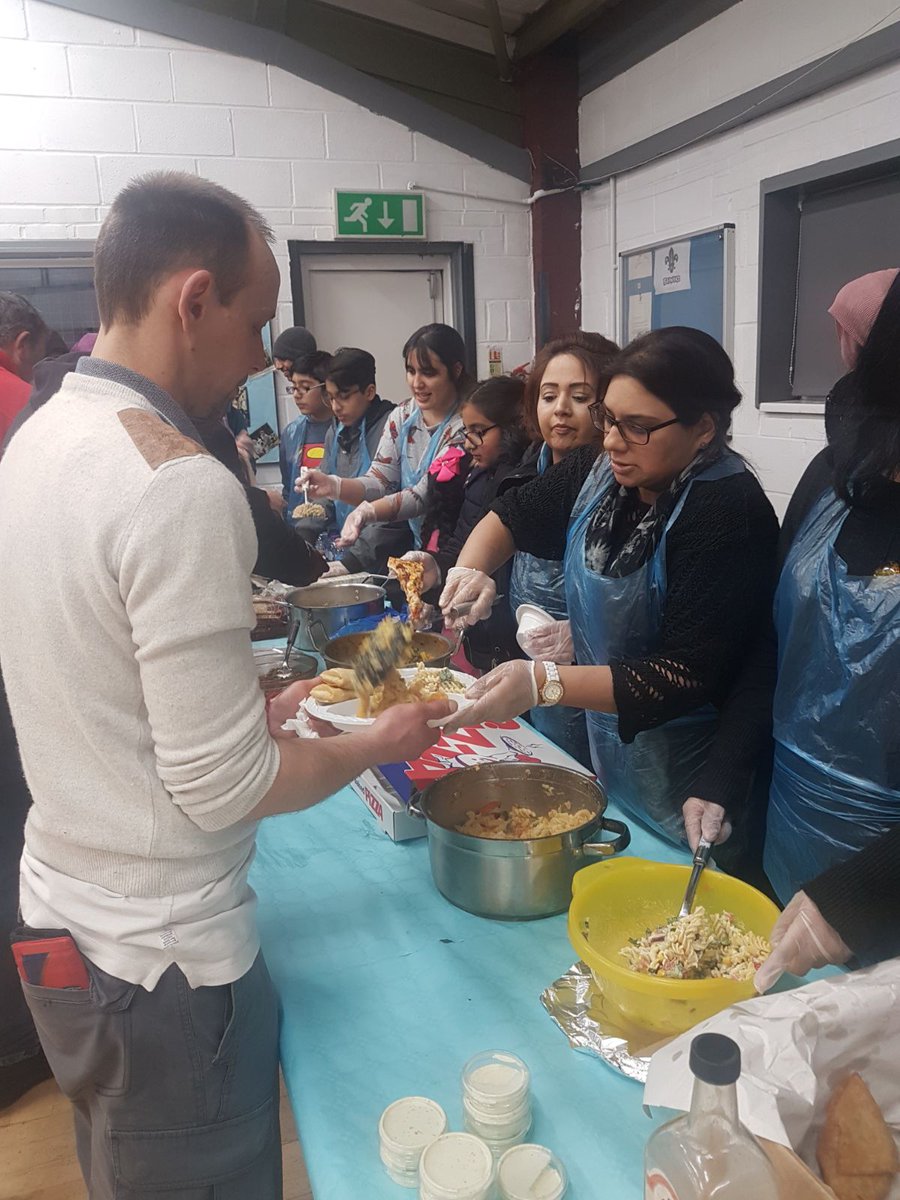 Come along to an awesome community project where you have a chance to serve food to those who are in need and unite as one. Not only will you serve but you also get to dine and socialise. 

#MotoIsNeverEatAlone #Food #DiningAndServing #CommunityUnited #OurKitchenRules