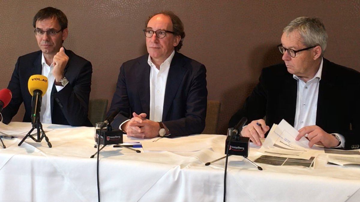 Vorarlberger Landesregierung präsentiert Ergebnisse der Regierungsklausur: Die Weichen für die Neuordnung der #Raumplanung sind gestellt. goo.gl/5hDt9j #Vorarlberg