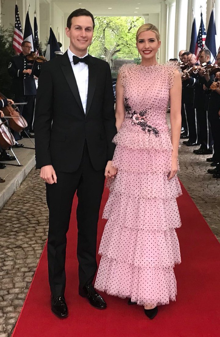 Dbm356ZV0AISjwB?format=jpg&name=medium