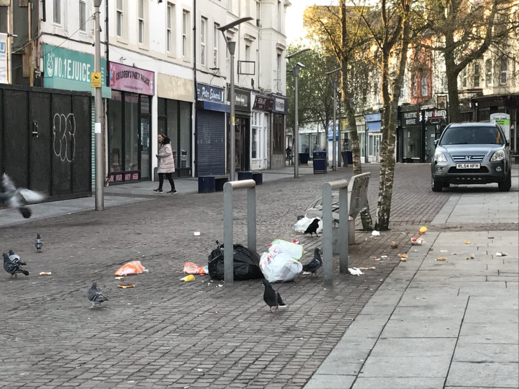 TidyKeeping's tweet image. Residents Rubbish. Guildhall St. Wednesday April 25th 0530. Not a collection day. Items in the waste detailing where it came from. So easy to deal with this? @fstonehythedc @fstoneherald #folkestone #Flytipping