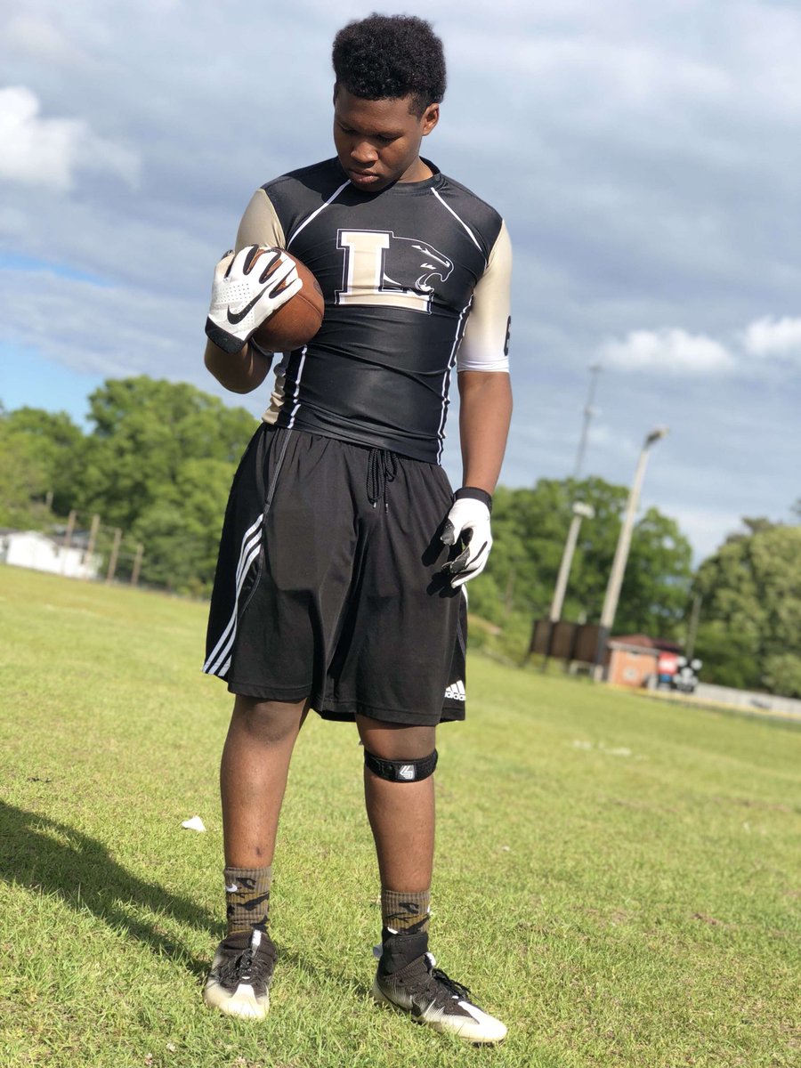 PerryJonesJr03's tweet image. “All I Know Is Go Get It , I Learned That A Long Time Ago ⚔️❗️” #lanettpanthers #champhigh #smalltownbigdreams