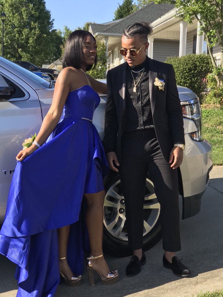 _bjreal's tweet photo. PROM 2K18 ✅🔥#SeaTheDrip #BridgeUnderwater https://t.co/FVdtTYrars