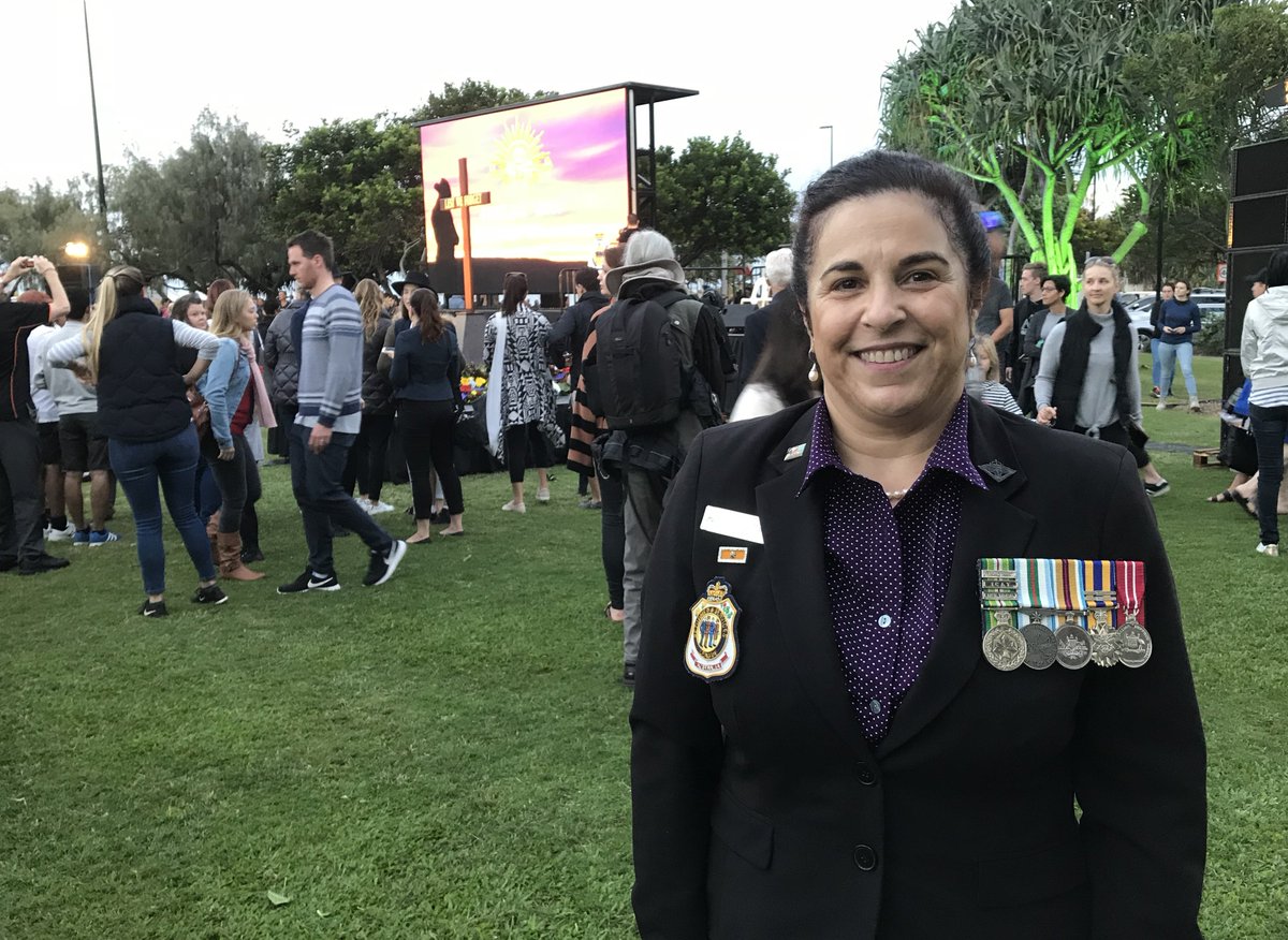 NicoleTHegarty's tweet photo. Army veteran of 28 years, Cathy Stamp led the #ANZACDay march at #Caloundra today as part of the #BytheLeft campaign and said she was hopeful that the campaign would encourage more women and young veterans to attend services (1/2) @abcsunshine https://t.co/fDGEj1SMCB