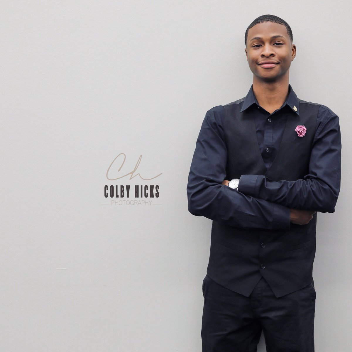 goldengroupweb3's tweet photo. #PortriatPhotography #Portraits #FVSU #CollegeStudents #People #ColbyHicksProductions #ColbyHicksPhotography https://t.co/ZemhdwYKCK