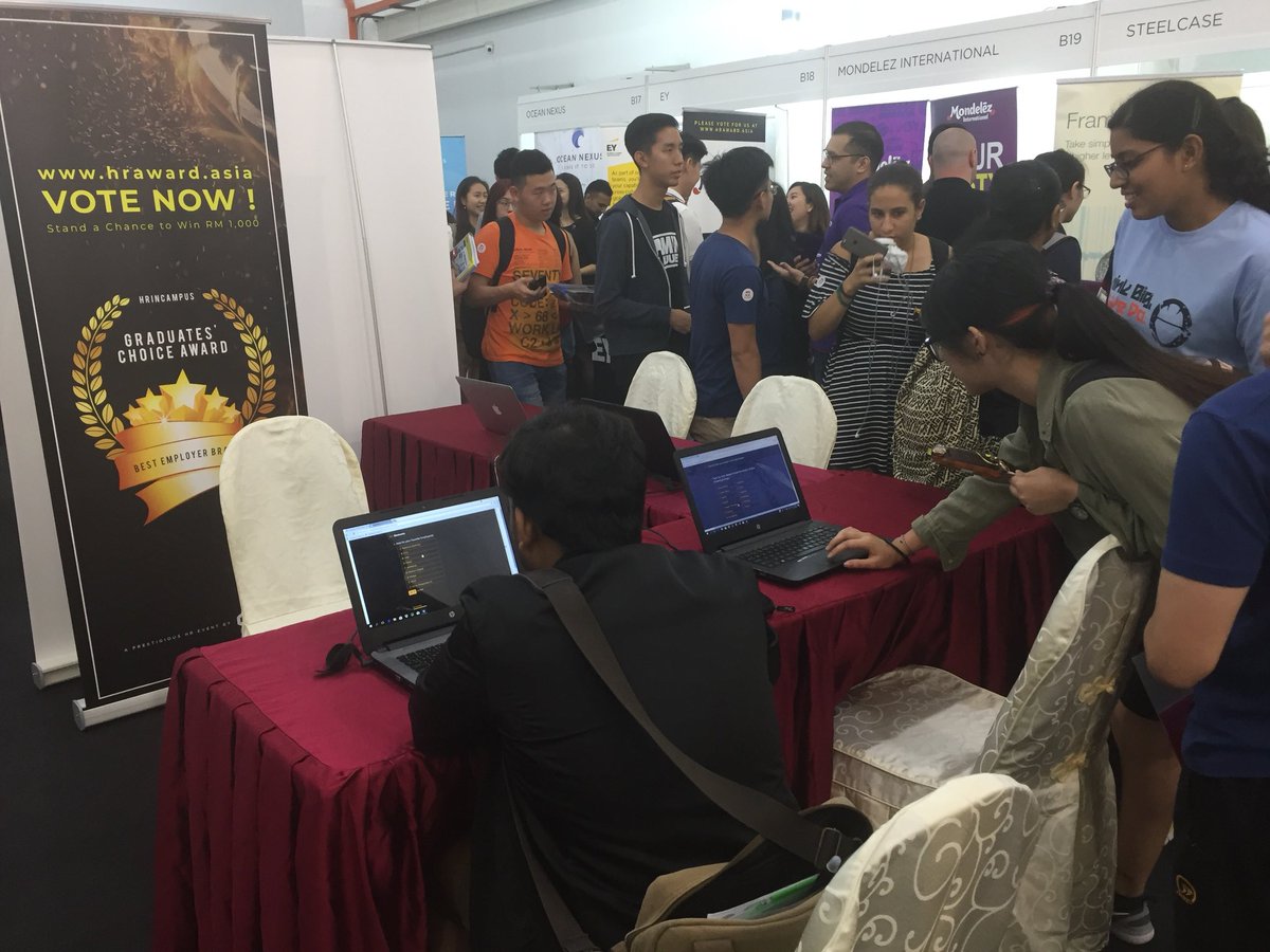 LemonTreePost's tweet photo. Taking a quick break from looking at companies, the fair also has a little activity whereby you vote the best employers brands and you can stand a chance to win RM 1,000 if you do it. 

#MonashCareerFair2018 #AMU2787Live2018 #TheLemonTreePost https://t.co/glFEjpjhTi