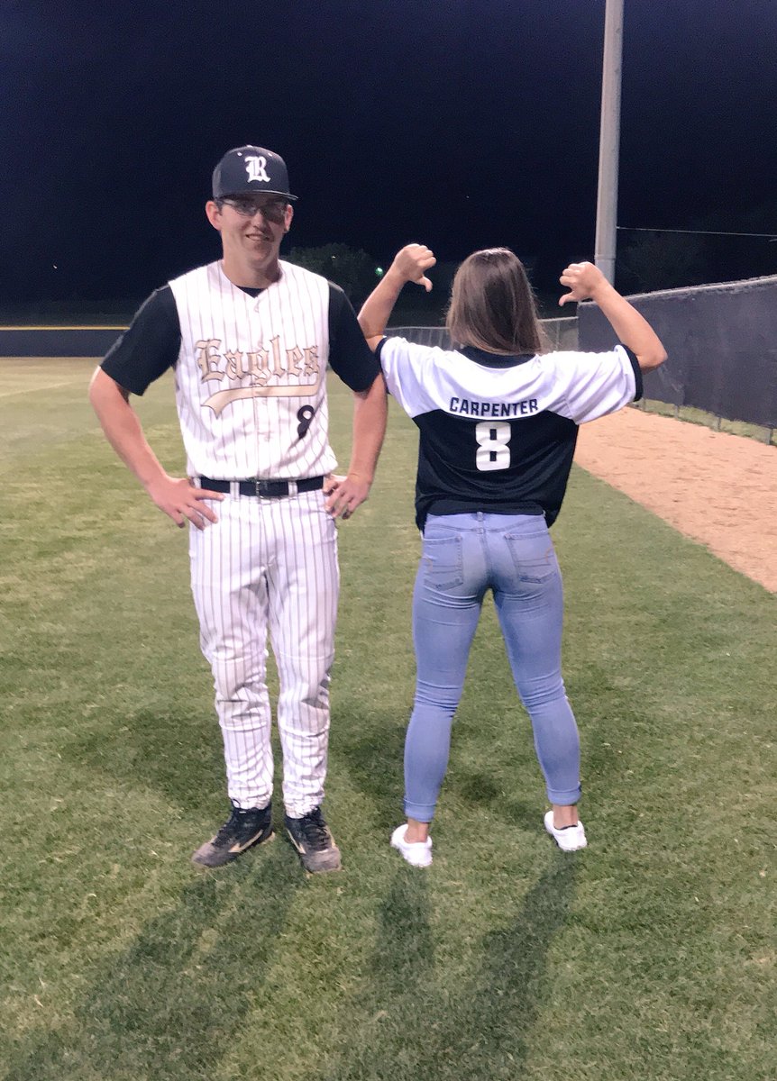 abbycb21's tweet image. ending yall’s season with a win has got to be the definition of bitter sweet. #AnotherLast