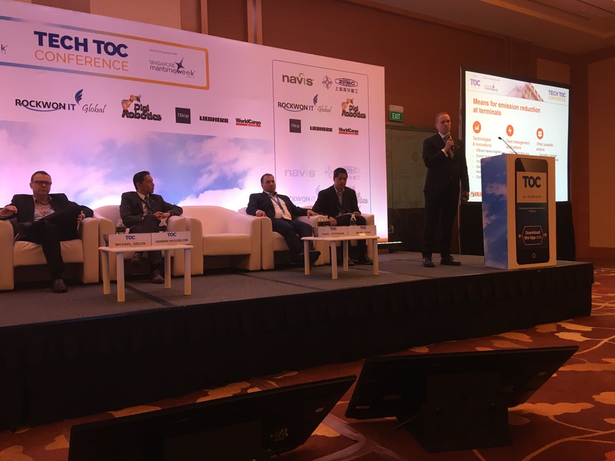 Kalmarglobal's tweet image. Kalmar&apos;s Henrik Häggblom, Senior Manager R&amp;amp;D, just sharing his insights on #ecoefficient technologies for the future ports at #TECHTOC. #kalmarglobal @TOCWorldwide @HHggblom