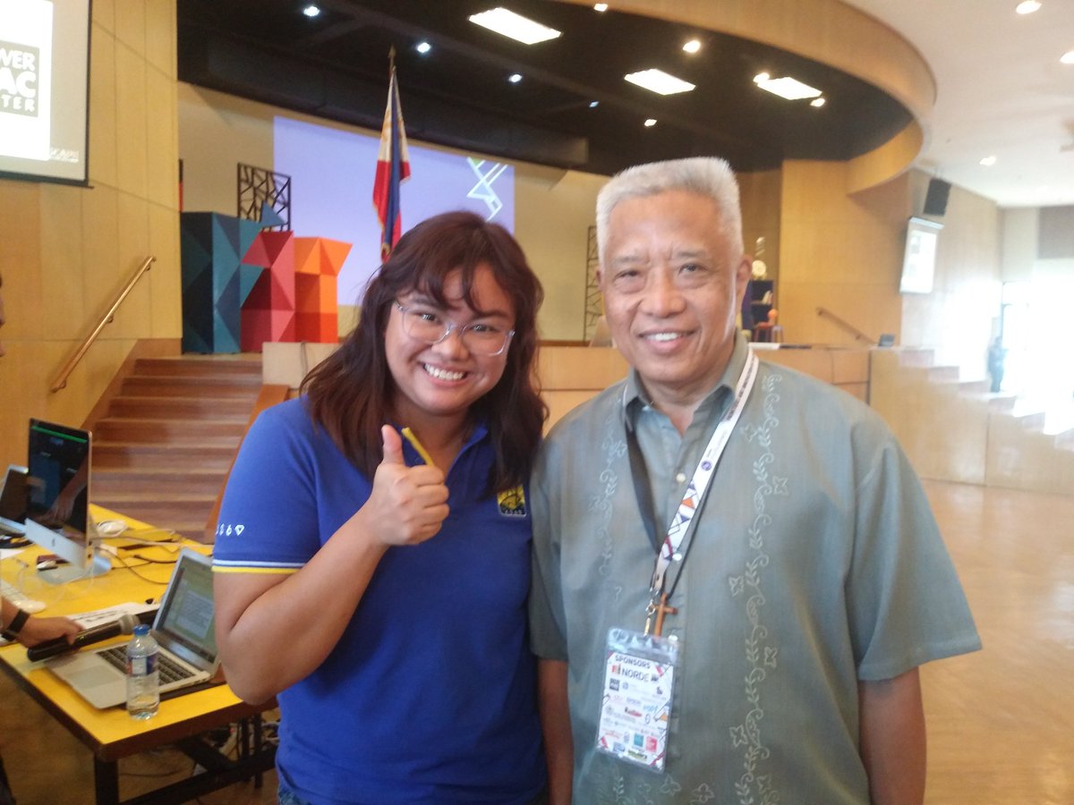 AdrieJavines's tweet photo. With the awesome Fr. Benigno Beltran, SVD! 
#FITcon2018 #EDUSCAPE https://t.co/Kvi8N8wQoW