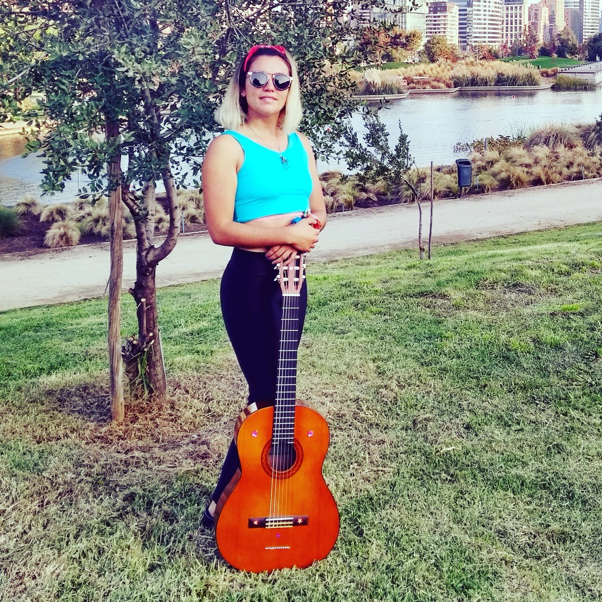 Anitacantante's tweet photo. #NuevaFotoDePerfil https://t.co/JMtCfJBON5
