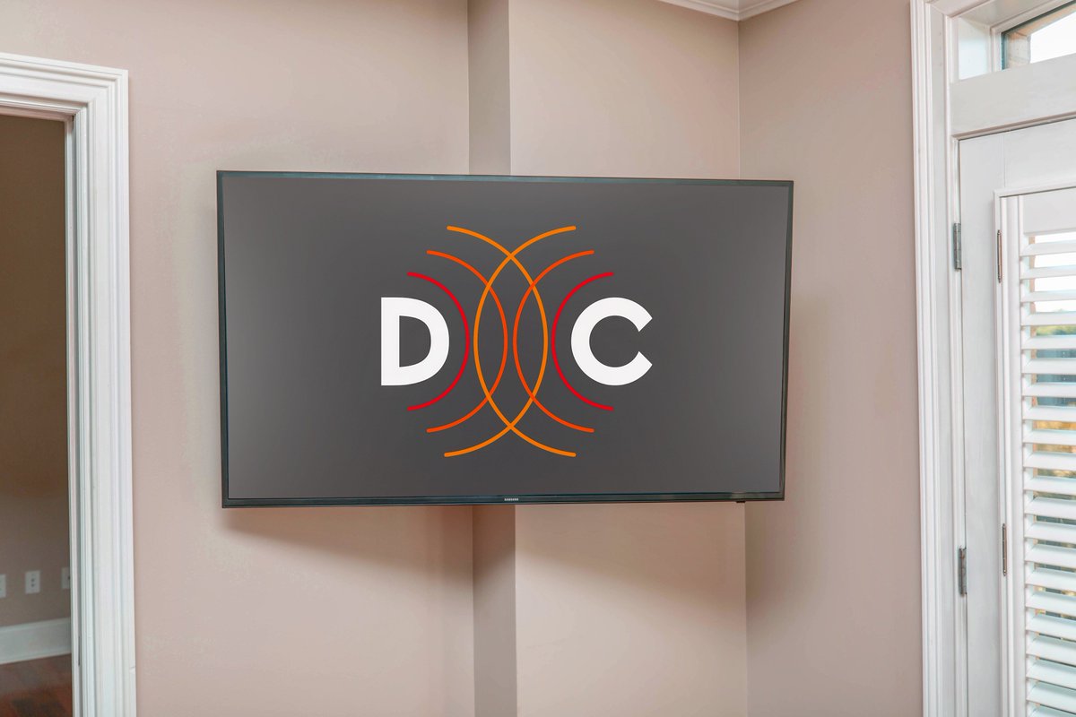 DCMM_co's tweet image. Another TV installed! #techtuesday in all its Glory!
#tvinstall #tvinstallations #tvinstallation #hometheater #hometheaters #homeautomation #homedecor #giveaways #luxurylife #luxuryhome #decor #homedecor