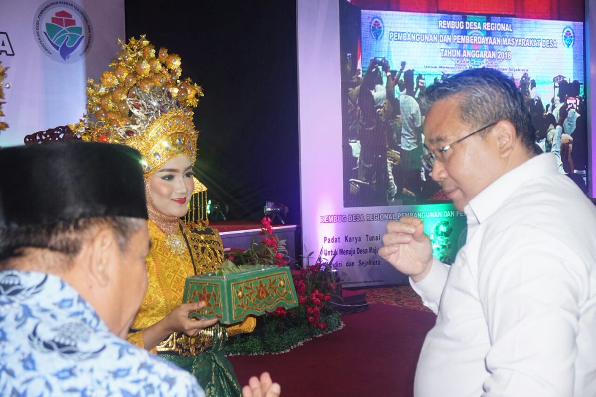 Syahrud62809608's tweet photo. Selamat datang di Riau Pak Menteri,.
@jokowi
@EkoSandjojo
@anwsanusi
@taufikmadjid71
@fachrilabalado
@arwani_p3md
@tppindonesia
@Panji_Pradana99
@DodiShawana
@adi_turyanto
@SazaliSofyan
#RembugDesaRiau
#TPPIRiau
#TPPIKepulauanMeranti
#TPPIKecamatanMerbau https://t.co/N6vInKff57