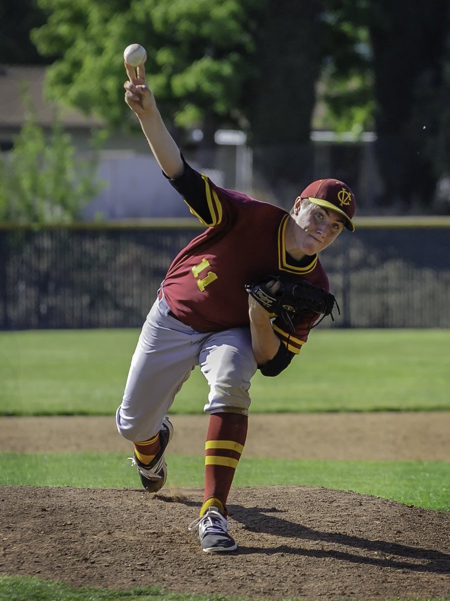 nv_sports_live's tweet photo. Eli Wood with the 1-hitter for the Crusher varsity squad today in their victory over Wood. @VCdirtsquad @baseball_vc @VHSATHLETICS @VHS_Crushers @VHS_Leadership @marty_nvr @CalHiSports @Prep2PrepSports @DanielJPoulter https://t.co/F6QC7WbuYe
