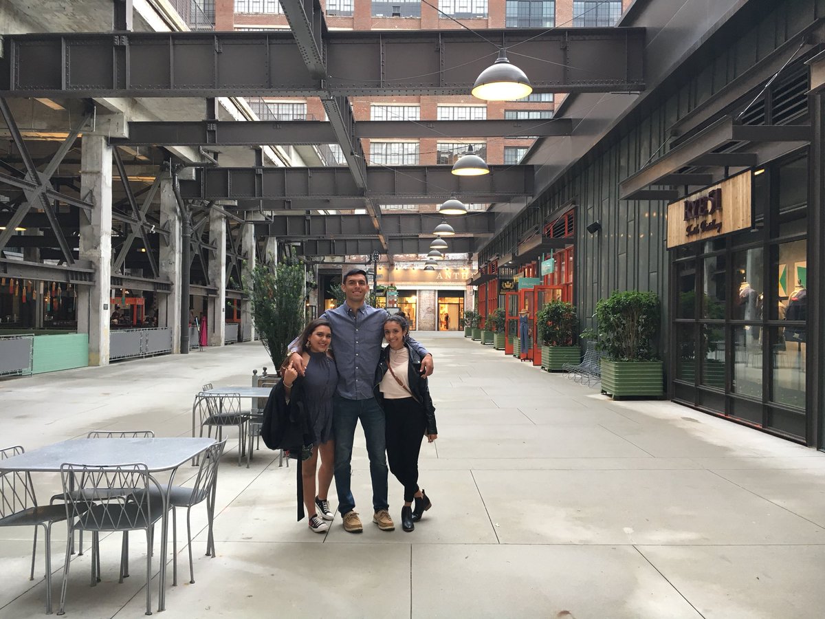 memorialDECA's tweet photo. Thank you Atlanta for all your hospitality! #DECAICDC18 https://t.co/YvIIe4doMe