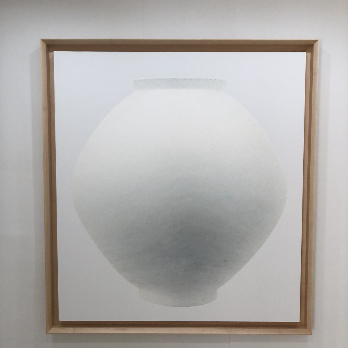 GalleryMubi's tweet photo. ◾️최영욱 karma 인연 상설전◾️
▪️오시는길 서울 강남구 선릉로 725
 MUBIGALLERY
▪️관람시간 평일 오전11시-오후6시
▪️문의 02-512-6618
#최��욱 #choiyoungwook #KARMA #카르마 #인연 #업 #달항아리
#BISUNJAEGALLERY #MUBIGALLERY
#갤러리 #현대미술 #미술투자 
#청담 #논현 #논현동갤러리 https://t.co/z0Dpo0M955