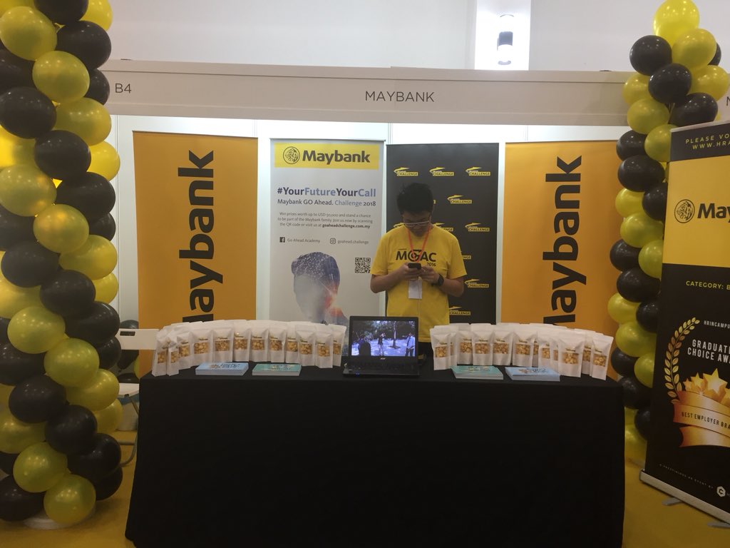 LemonTreePost's tweet photo. Here with Maybank, they’re offering up internships and their Apprentice Programme to students of all nationalities and any faculty. 

#MonashCareerFair2018 #AMU2787Live2018 #TheLemonTreePost https://t.co/buA9We5UtP