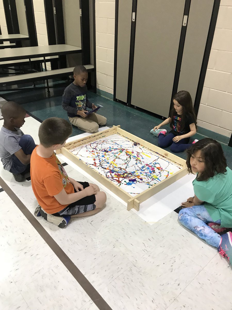 mrsbenne's tweet photo. More fun with @FVFirebirds1 @BPSFNE #KidsTimeSTEAM Ss having fun painting #JacksonPollock style with @Sphero minis. #bpsne #bpssteam #thekidsjustcantgetenough https://t.co/DzBy8h2tz1