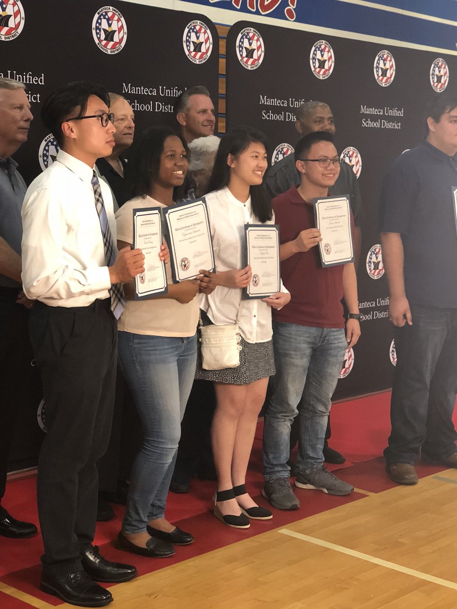 Congratulations to our 2017-18 Valedictorian Mimi and Salutatorian Angela Ton on their accomplishments!! Great things are happening at WRHS! 🐯🙌🏽🎓 #CougarPride #Scholars #Cougarscandoanything <a href="/athletics_WRHS/">WRHS Athletics</a>   <a href="/WRHSLEADERSHIP/">WRHSLEADERSHIP</a> <a href="/WestoRancho/">WestoRancho</a> <a href="/eduncanx3/">Eric Duncan Sr.</a> <a href="/WRHS_BSU/">BSU</a> <a href="/WRHSLinkCrew/">Link Crew</a>