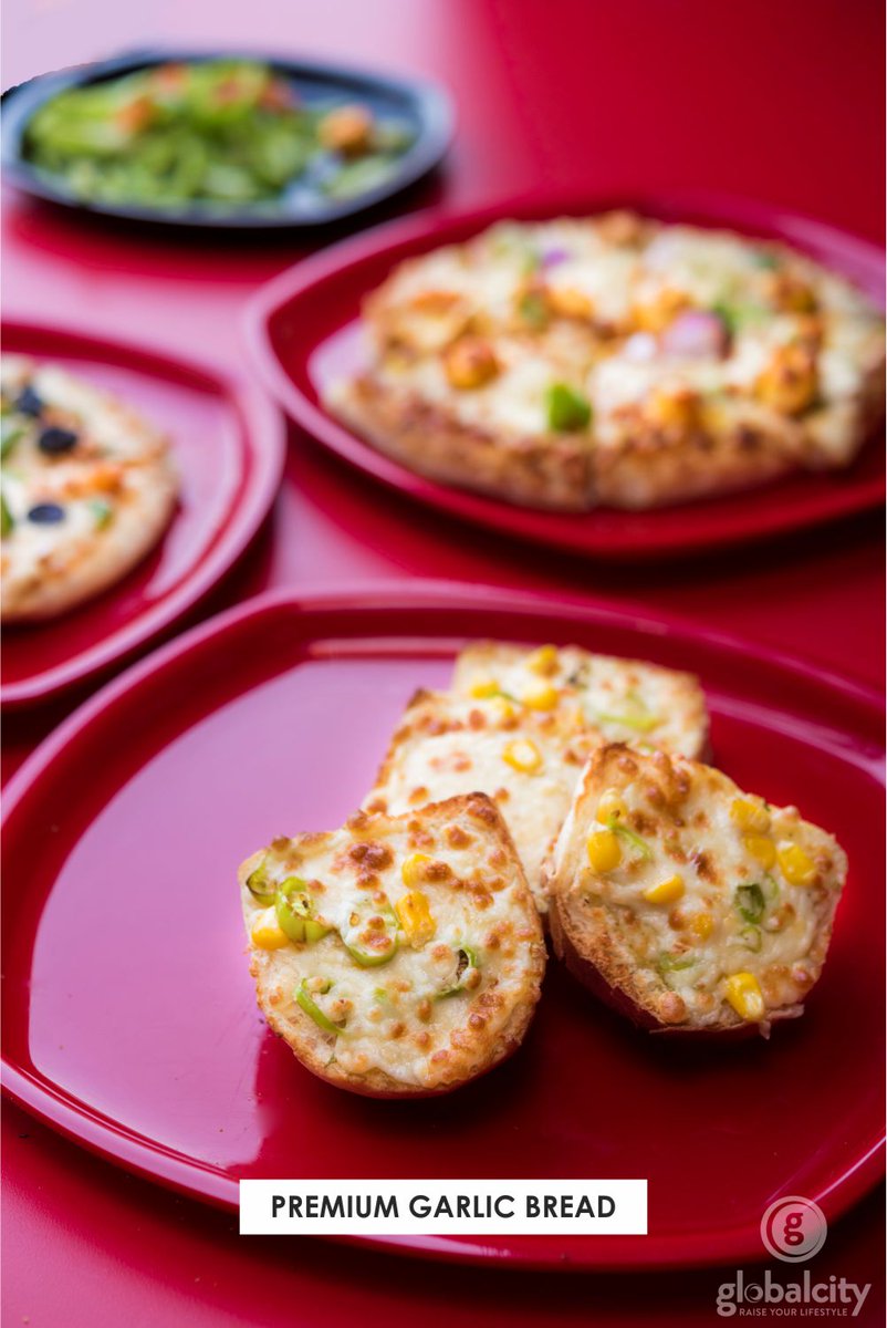 globalcityLifes's tweet photo. Real Pizza Surat - (Galaxy Circle, Pal)
Add:- 101-102, Helios, Galaxy Circle, Green city Road, Pal, Surat.
☎+91 88668 66906
#Realpizza #pizza #garlicbread #unlimitedmeal #Pasta #Panipuri #hotsalad #coldsalad #36variety #globalcitysurat #surat #SuratCity #Globalcitylifestyle https://t.co/mWvbK4QsSw