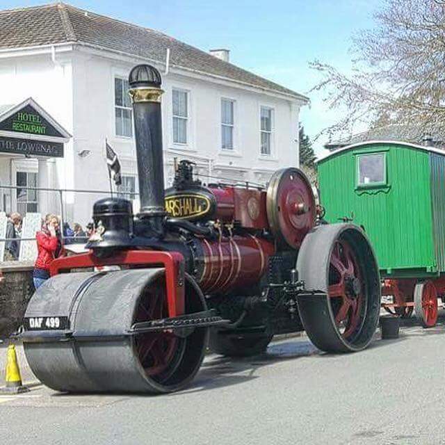Saturday is the day. The first #NTETAuthorised Event of the year, where the streets of Camborne come alive to the sight and sound of Steam on the road.

It’s a great day out.

#ntet #preservation #sac #preservingourheritage #steamontheroad #steaming #wearentet

Image: Shaun Babb