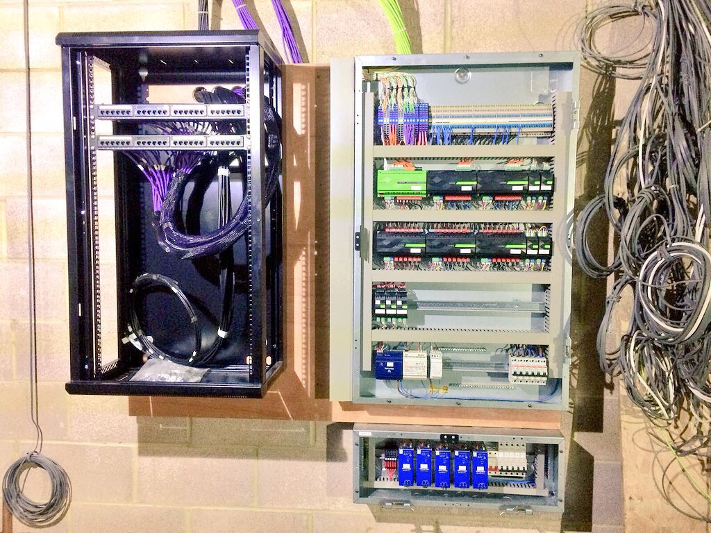 hh_archive_2019's tweet photo. Today we are near #Abingdon installing another #loxone #smarthome. Featuring #loxonetree lights, Custom LED strips, #treetouch #treemotion, #ufh, #mvhr, #alarm, #ibutton, #1wire floor temp sensors, door and windows sensors... @LoxoneUK @AutomatedTV @ivoryegg @Gira https://t.co/AzCEbUNNOJ