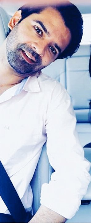 Amrita764's tweet image. So it is #SamarRanaut this time 😍♥️ @BarunSobtiSays ‘s characters name in upcoming show #TGIDF #thegreatindiandysfunctionalfa by @altbalaji 
Coming next month?!!! 😃