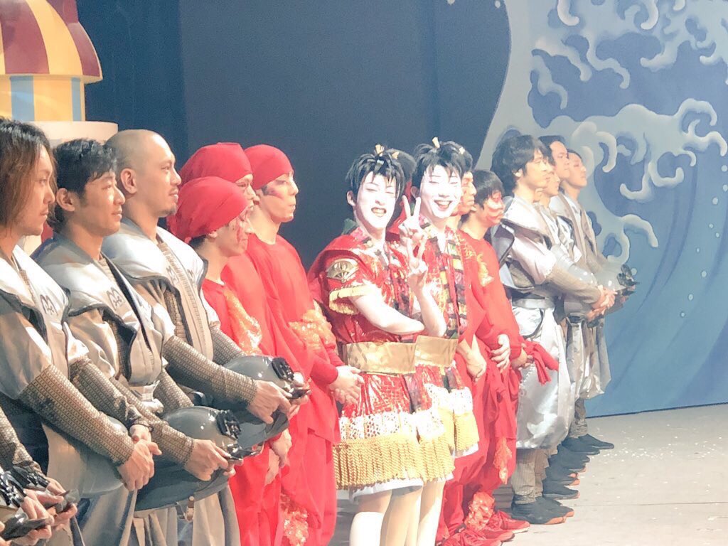 تويتر 山口 真弥 على تويتر ワンピース歌舞伎大阪松竹座千秋楽無事終わりましたね お疲れ様でした 実家に帰ったら姉ちゃんの子供相手するのがおじさん大変です笑 ー 昔やらしてもらえたキュウレンジャー 見てて子供からしたら俺はヒーローなのか 次は تويتر 山口 真弥 على تويتر ワンピース歌舞伎大阪松竹座千秋楽無事終わりましたね お疲れ様でした 実家に帰ったら姉ちゃんの子供相手するのがおじさん大変です笑 ー 昔やらしてもらえたキュウレンジャー 見てて子供からしたら俺はヒーローなのか 次は