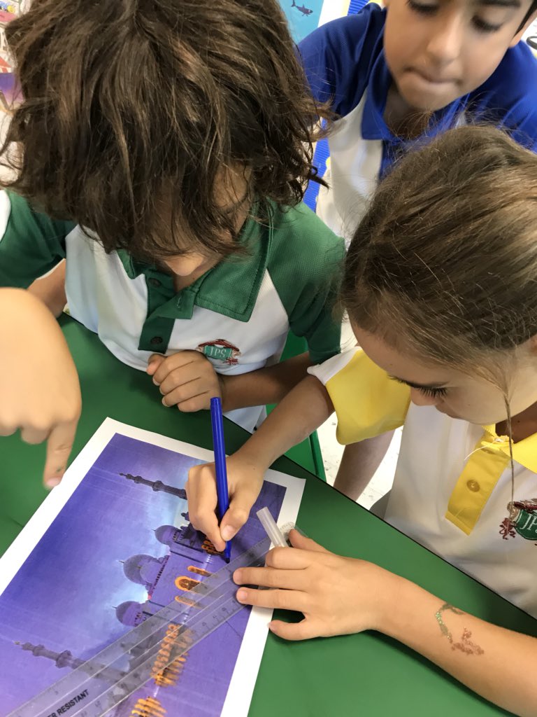 JPS_Year3's tweet photo. #JPSmaths day in full swing in year 3! The children are exploring the different 2D and 3D shapes that make up the stunning Sheik Zayed Grand Mosque. What shapes can you identify? #yearoftheZayed https://t.co/FEzbIzmpEn