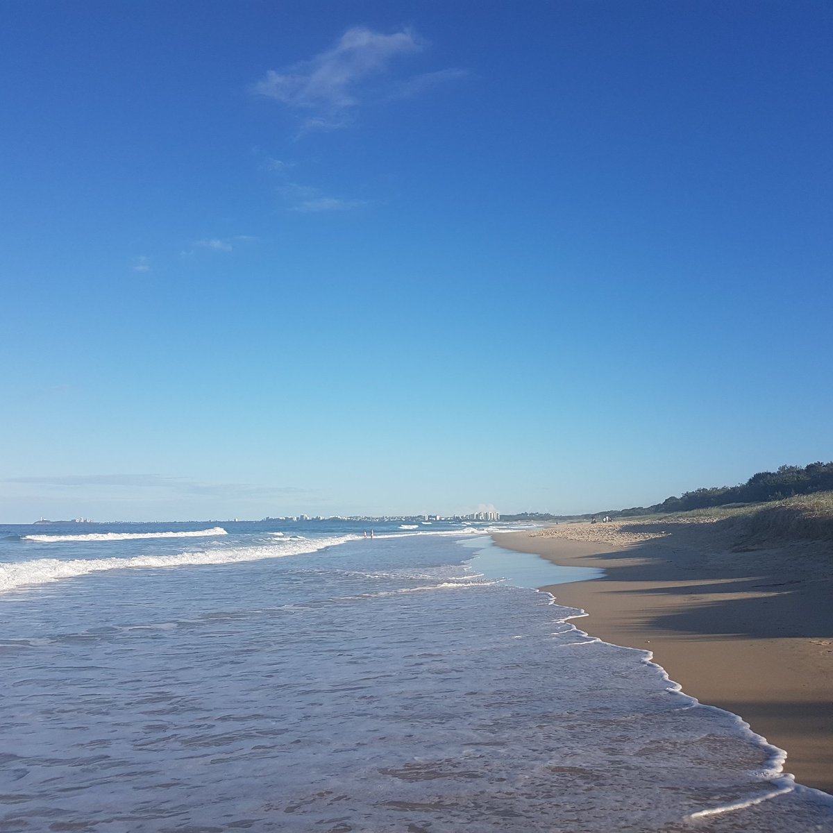 Say_I_will's tweet photo. Beautiful #Mudjimba beach. #mybackyard #thisisqueensland @Queensland @sunshinecoastoz @CouncilSCC https://t.co/WKKxZ1Goy0
