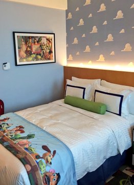 A Toy Story Hotel Is Coming To Tokyo Disney In 21 Here S What We Know Down Under Disneyana