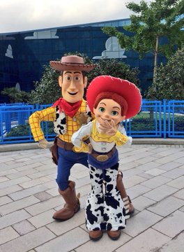 A Toy Story Hotel Is Coming To Tokyo Disney In 21 Here S What We Know Down Under Disneyana